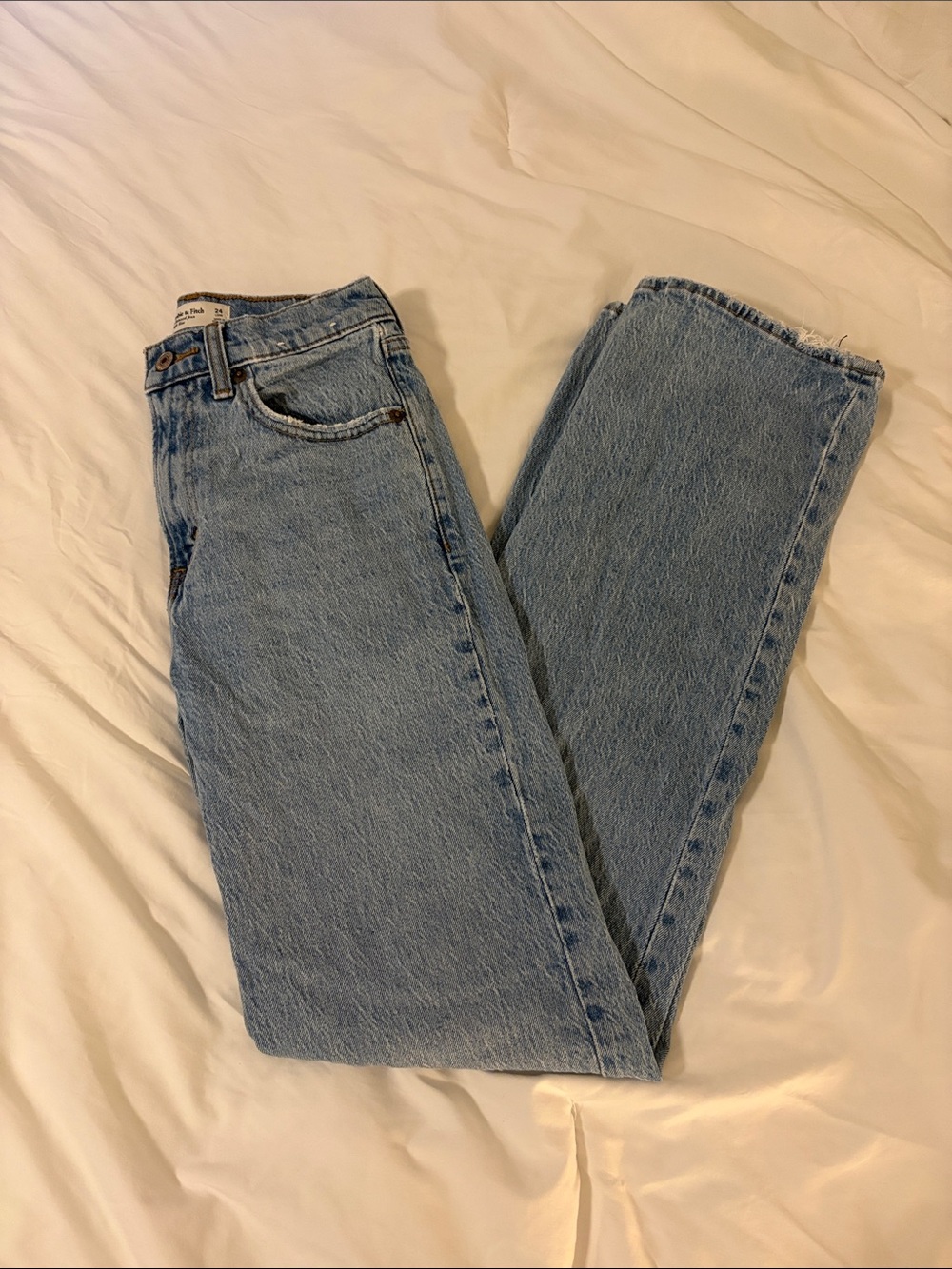 Abercrombie & Fitch 90s Relaxed Jean